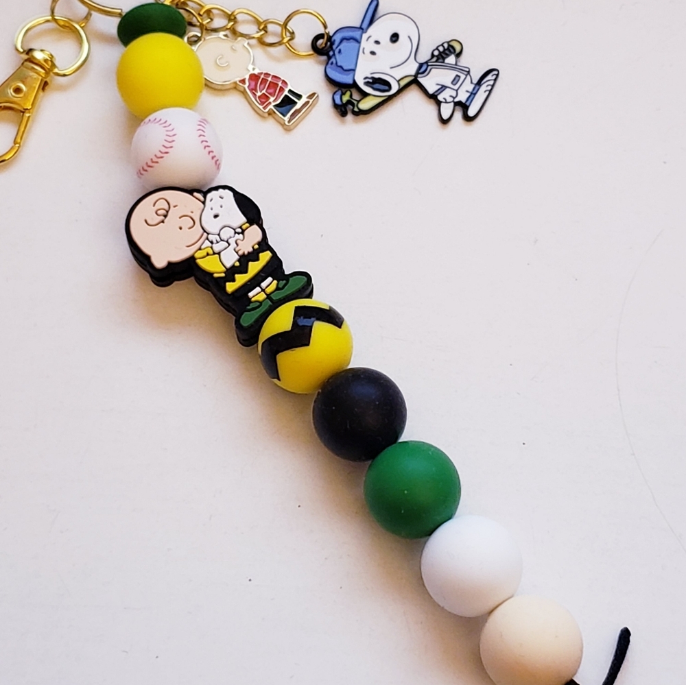 Handmade SiIicone Focal Beaded Peanuts Baseball Charlie Brown Keychain